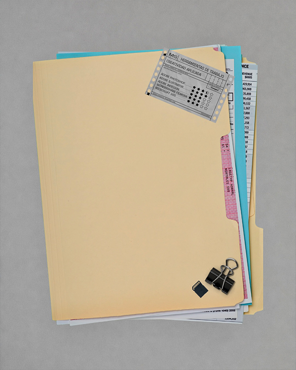folder con hojas